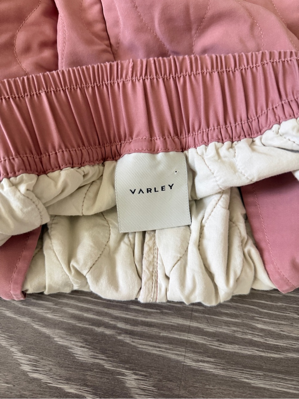 Varley Catrine Quilted Short in Ash Rose - Picture 4 of 7